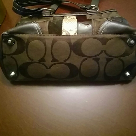 Authentic Coach Python Purse - Picture 3 of 6